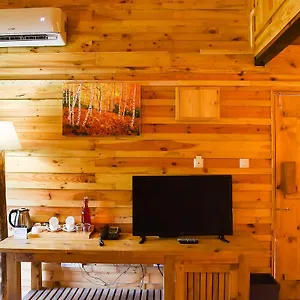 Resort Suro Treehouse, Shogi