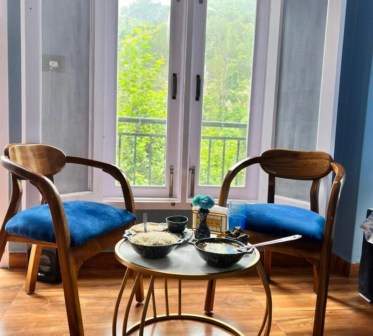 Homestay Whispering Apartment Shogi